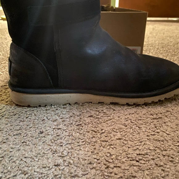 Ugg Rella boots - Picture 2 of 4